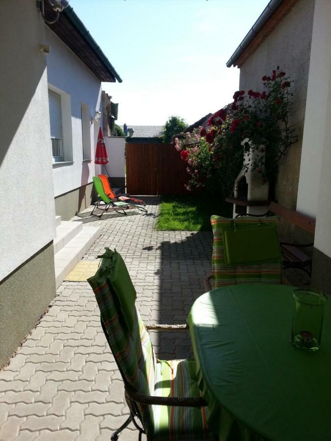 Ferienhaus Resi Illmitz Exterior photo